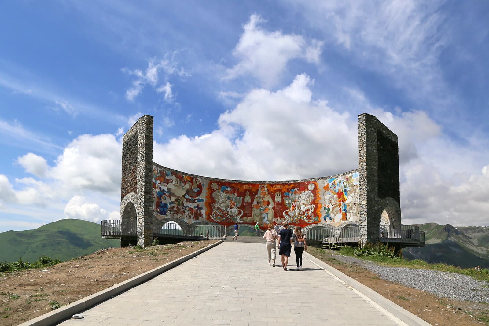 Private Tour from Tbilisi to Kazbegi and Gudauri image 4